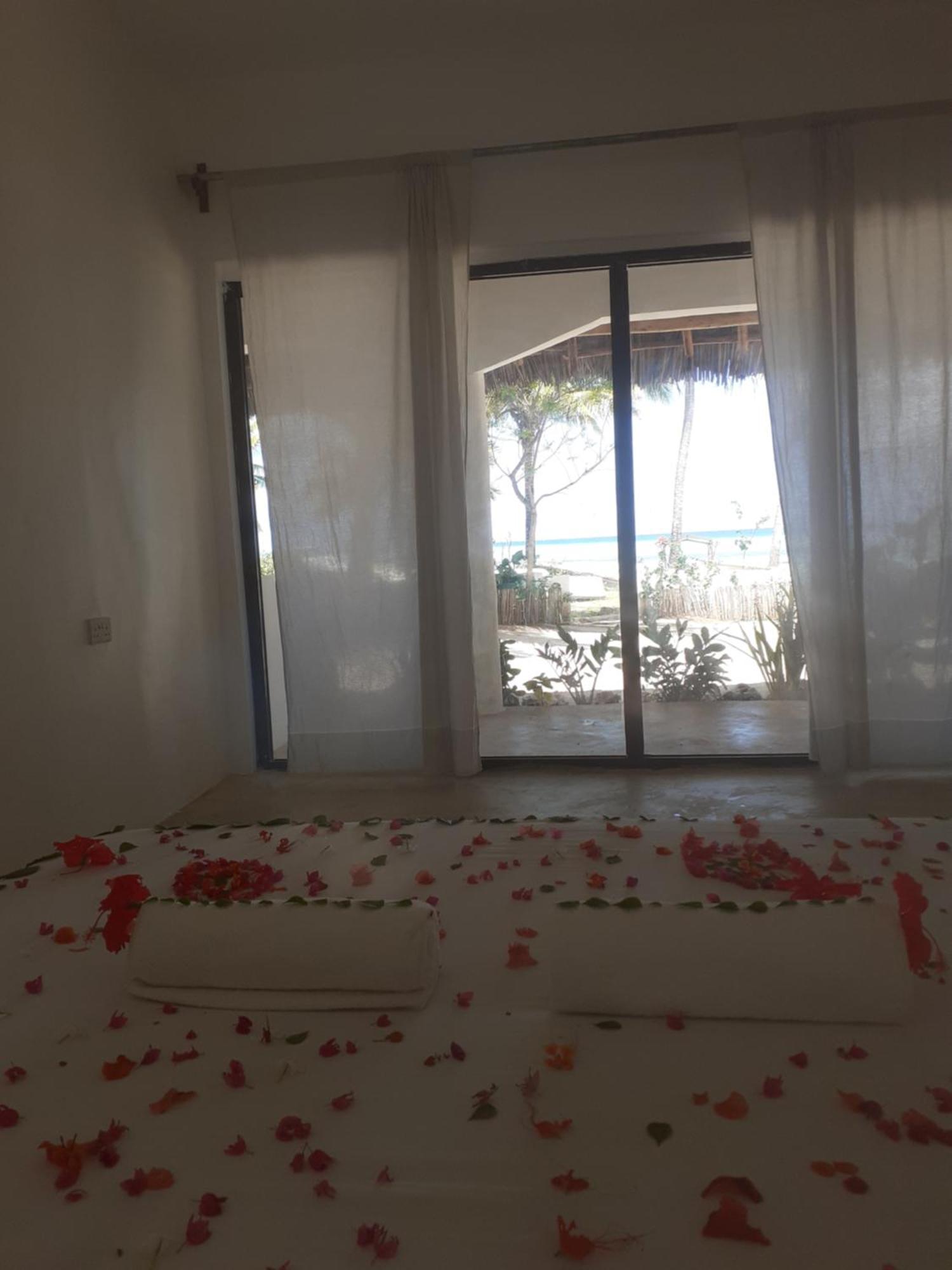 מלון קיזימקזי Maua Beach חדר תמונה